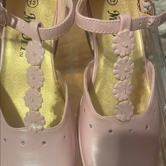 Pink Kids Shoes with Floral Design - Picture 3 of 3